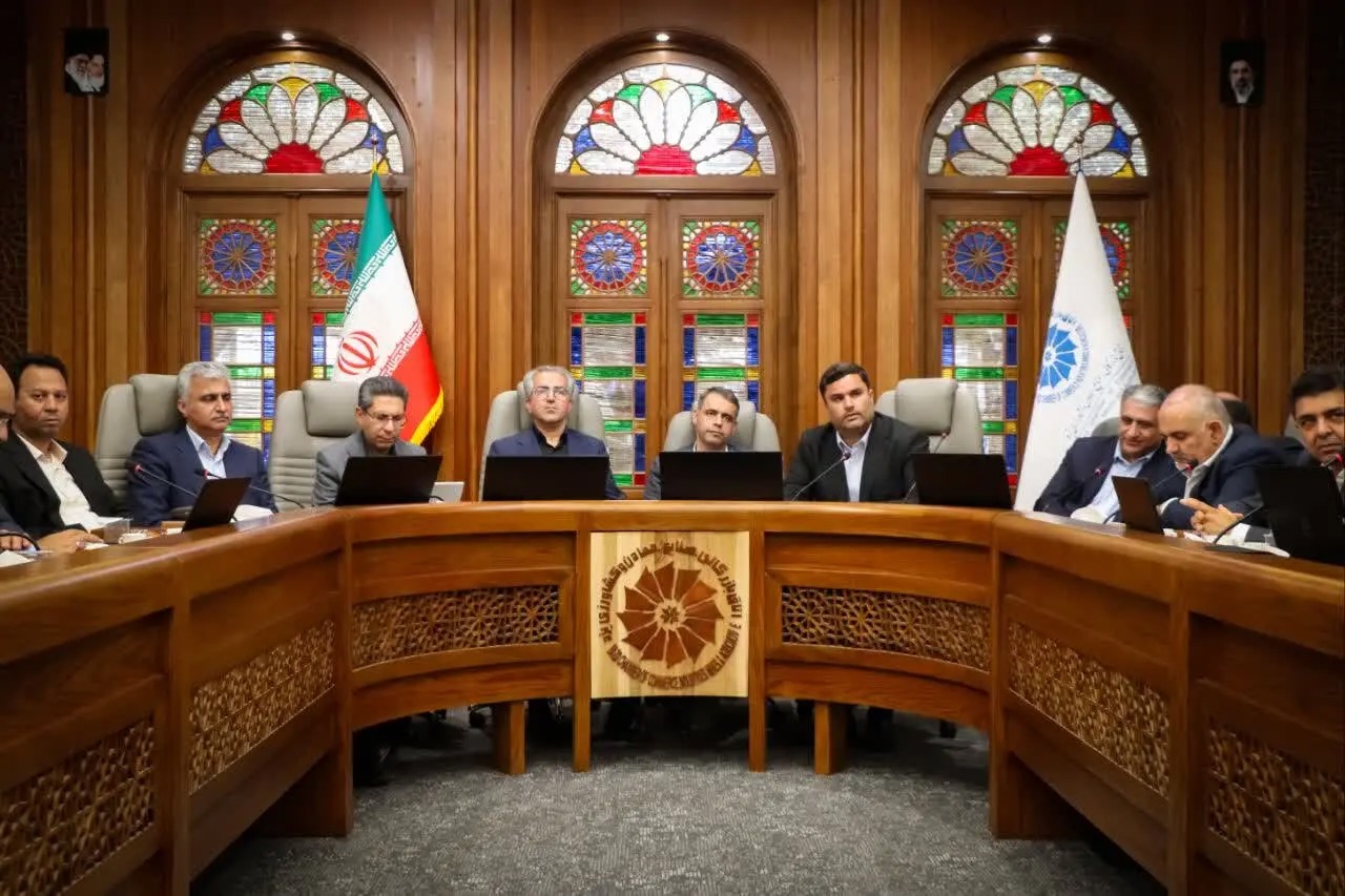 یزد و کرمان می‌توانند پیشران همکاری‌های اقتصادی و معدنی کشور باشند