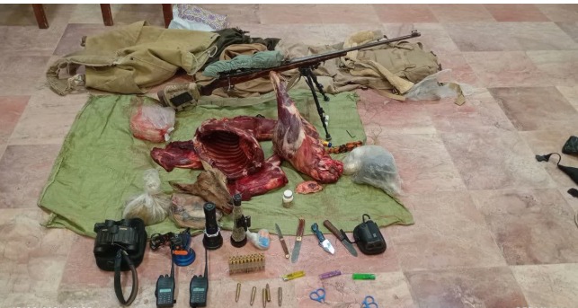دستگیری متخلفان شکار غیرمجاز کل وحشی در ارتفاعات کوه سنگلستان شهرستان تفت