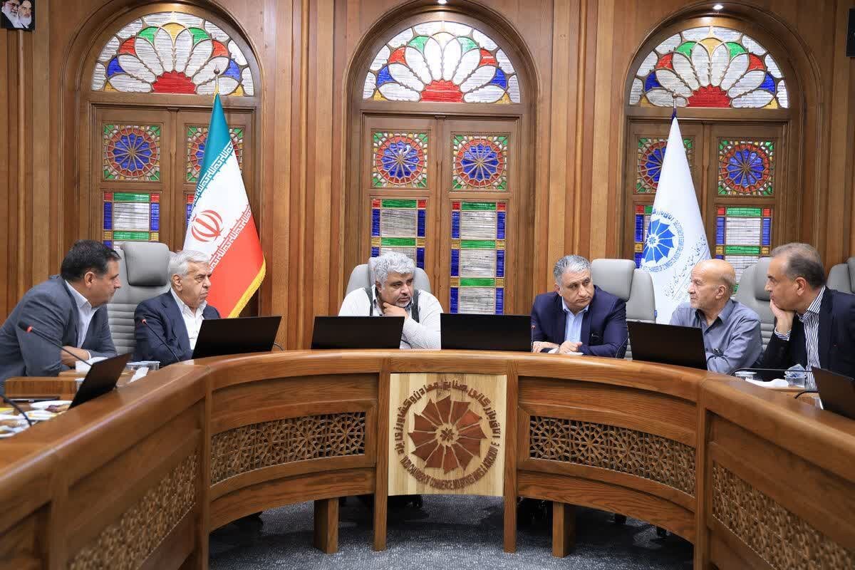 حمیدپور: فرودگاه یزد باید موتور محرک صادرات و توسعه اقتصادی استان باشد