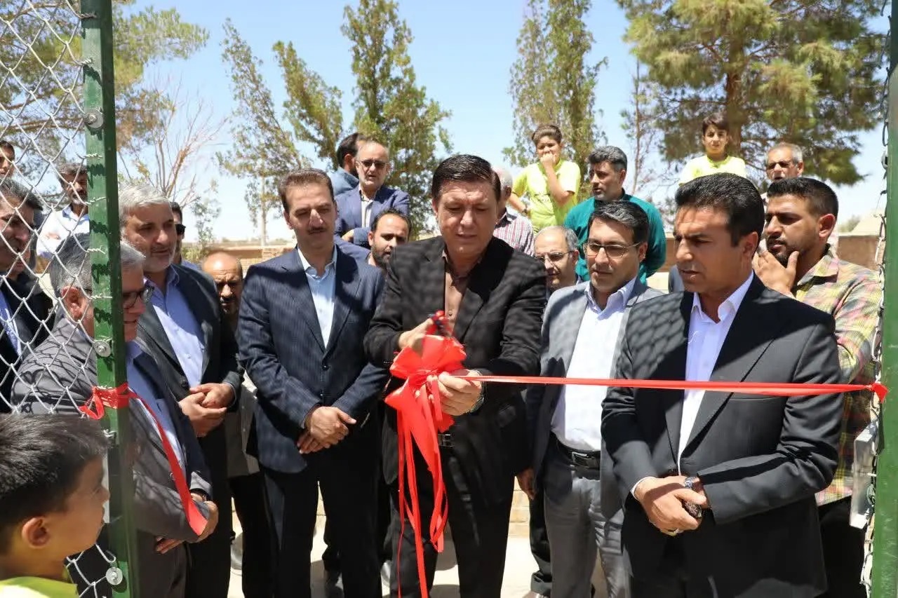 گشایش فضای ورزشی استاندارد در روستای بندرآباد با حضور معاون استاندار یزد