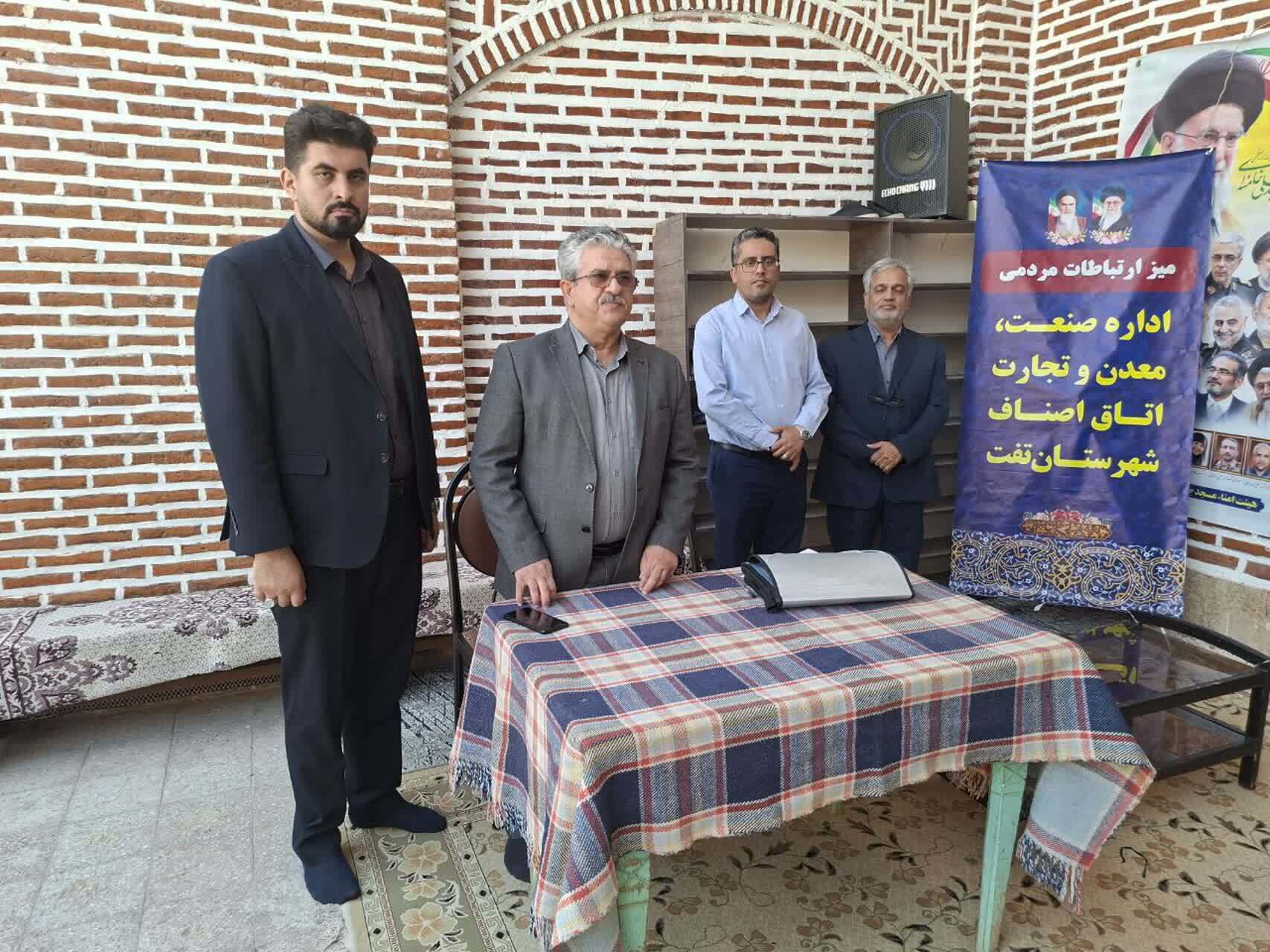 میز خدمت در نمازجمعه دهستان نصرآباد