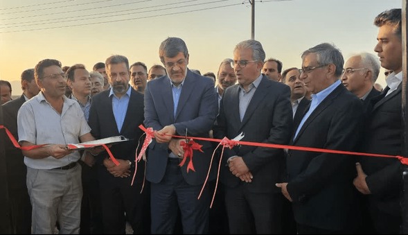 بهره‌برداری از ۲ نیروگاه خورشیدی ۵ مگاواتی در یزد | آخرین خبر
