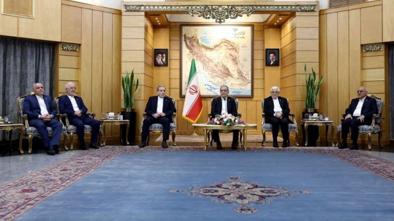 تأکید رئیس جمهور بر توسعه همگرایی منطقه‌ای