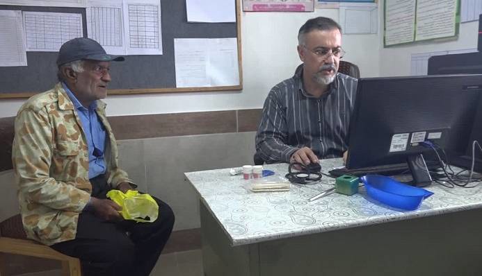 ویزیت رایگان ۲۰۰ نفر در طرح جهادی شهید رهنمون گلوگاه