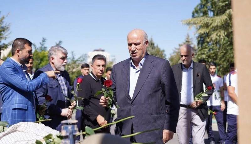 واکنش تاج به شایعه تعلیق فوتبال ایران!