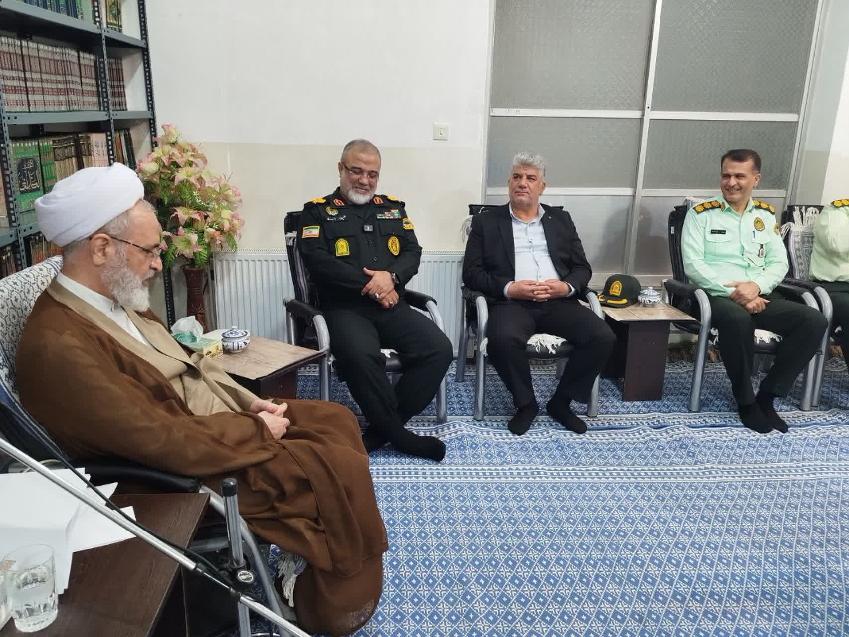 دیدار فرماندهان نیروی انتظامی با آیت‌الله اعرافی مدیر حوزه‌های علمیه کشور