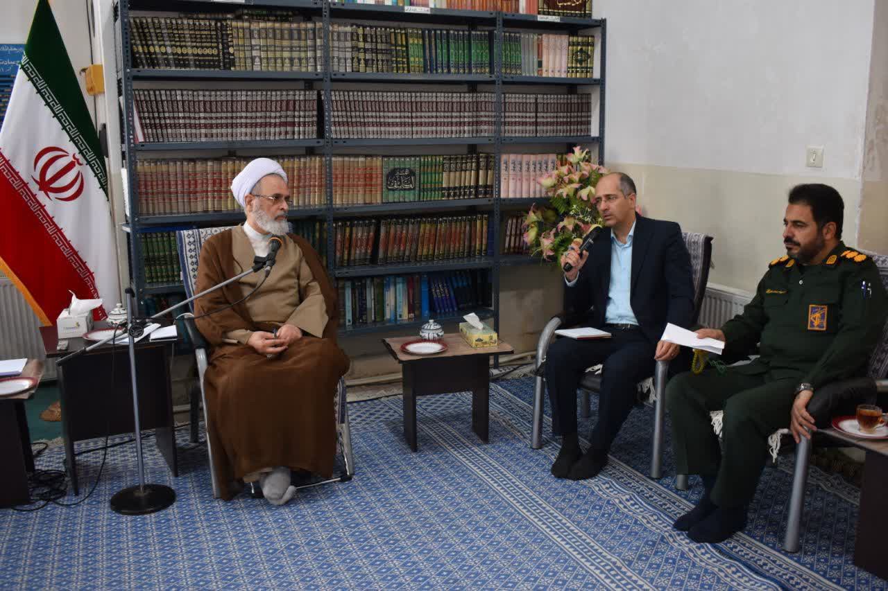 تأکید آیت‌الله اعرافی بر تشکیل قرارگاه آسیب‌های اجتماعی در میبد