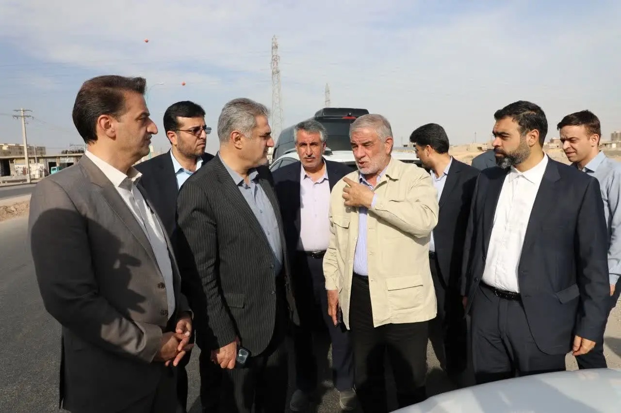 بازدید میدانی ازپروژه زیرگذر شهید موحدین جهت دسترسی ایمن به پردیس زندگی یزد