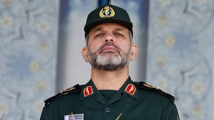 هیچ‌قدرت‌فرامنطقه‌ای حق‌دخالت در تنگه‌هرمز و خلیج‌فارس‌ندارد