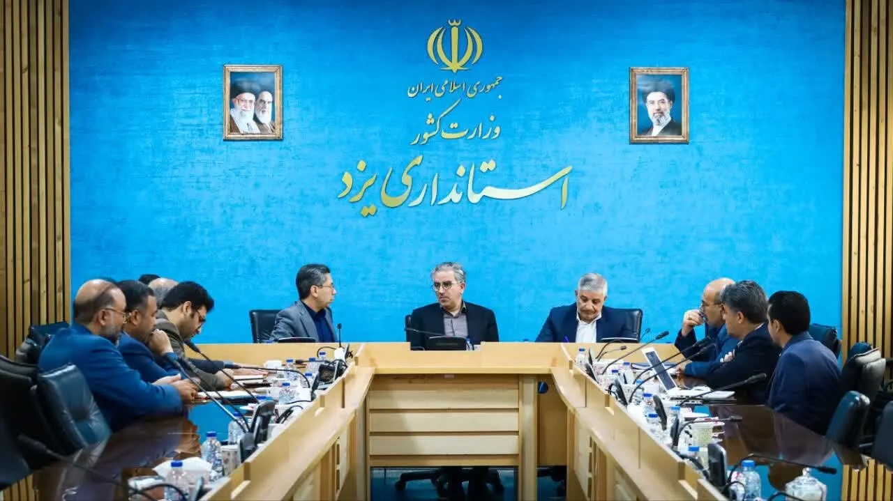 بررسی راه‌اندازی سکوهای عرضه مستقیم میوه و تره‌بار در یزد برای تنظیم بازار