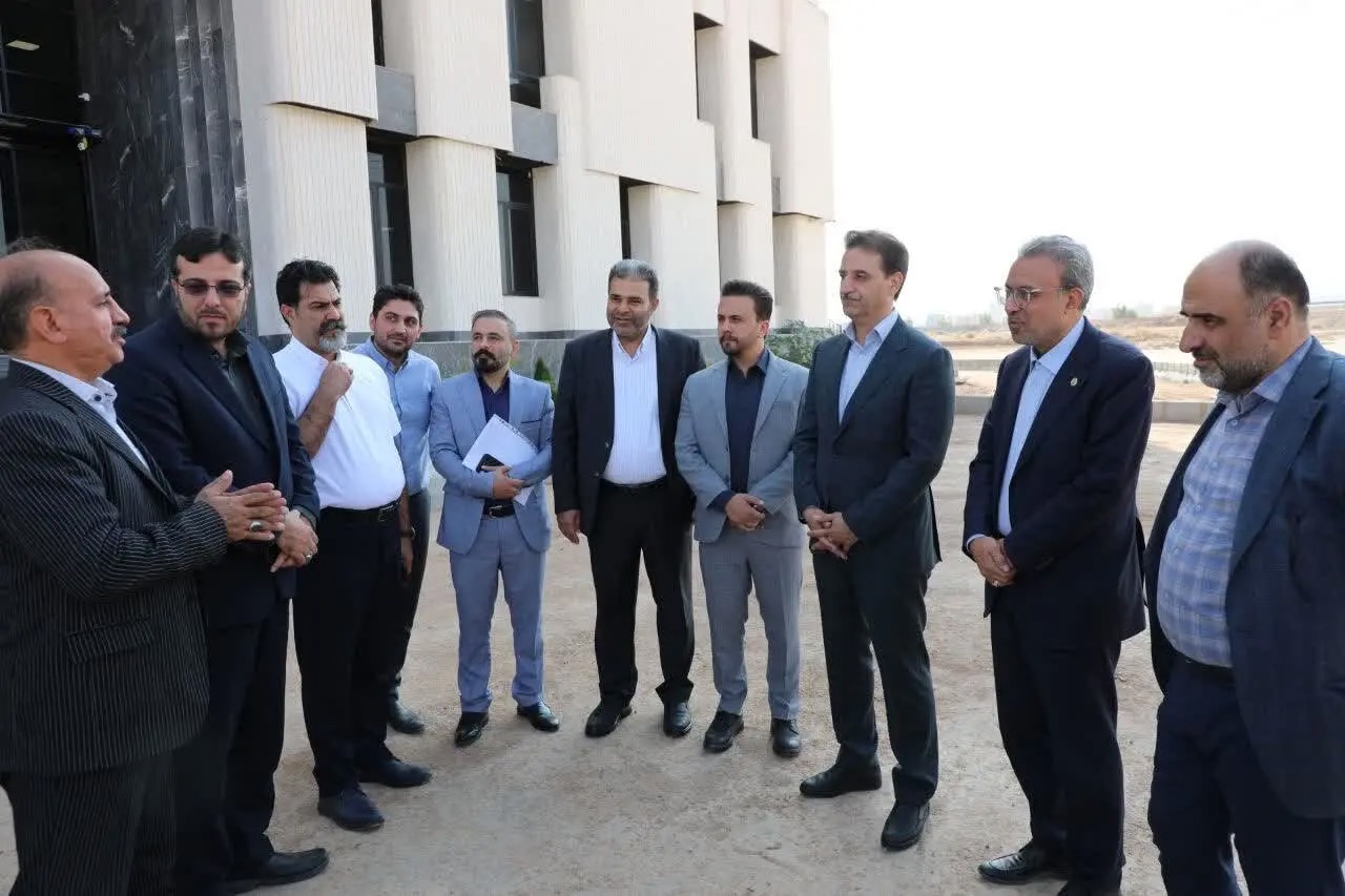 پایش میدانی عملیات عمرانی معابر مجتمع ادارات یزد با حضور معاون استاندار