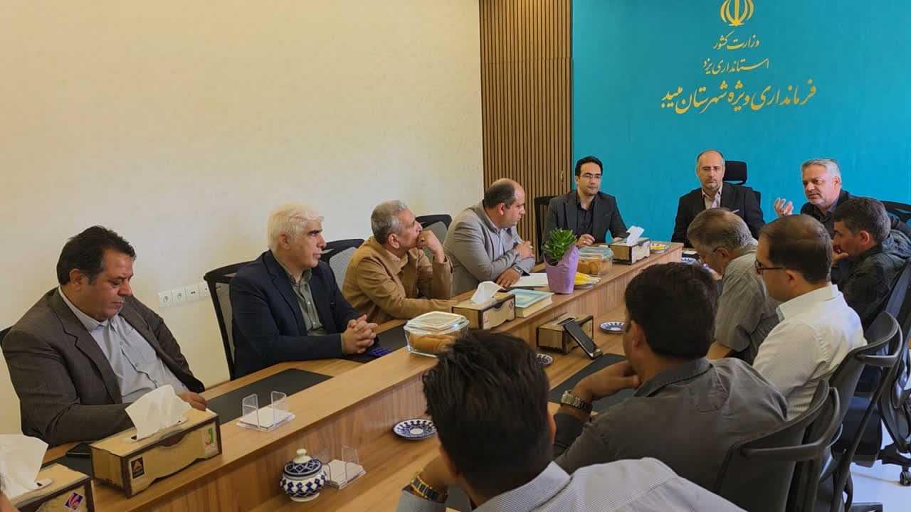 تعیین سازوکار تأمین سوخت ناوگان حمل‌ونقل میبد